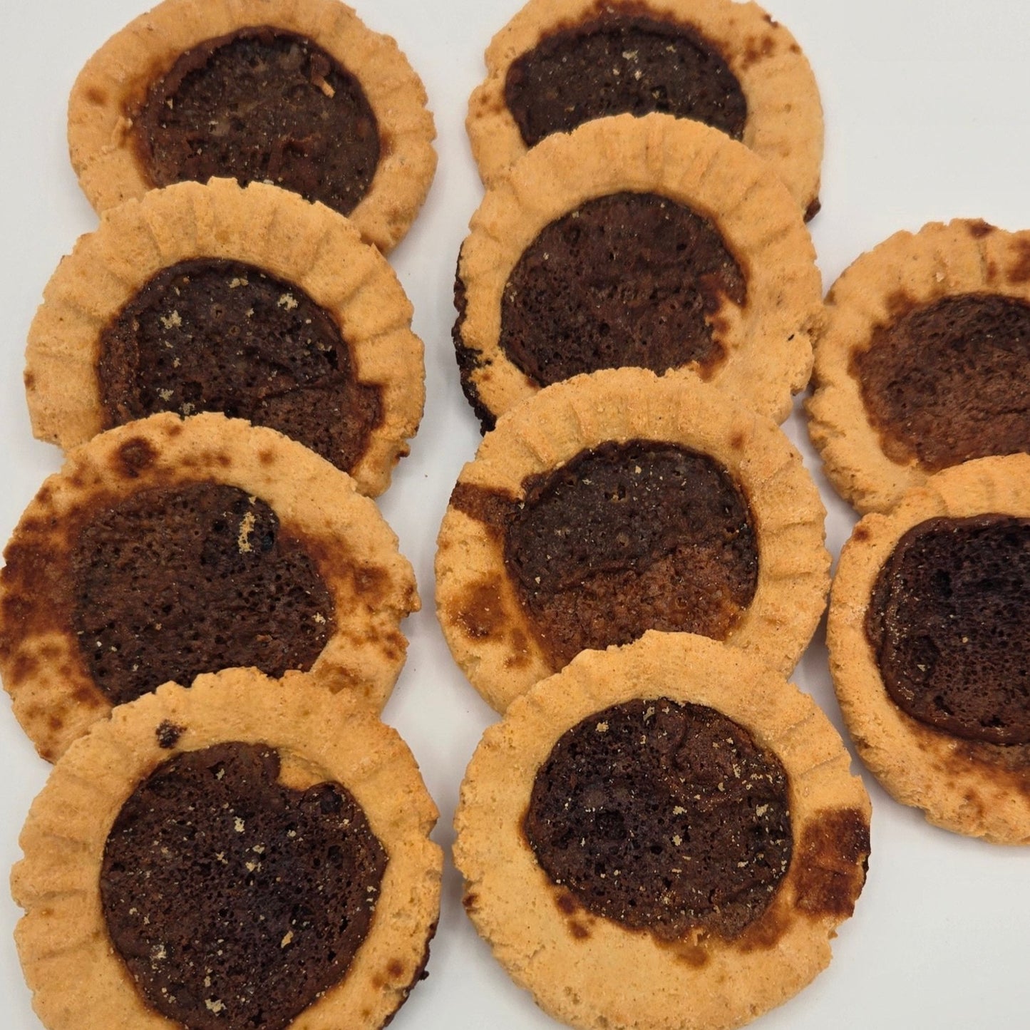 Hojaldras/ Tustacas – 4 Pack de 4.7 oz c/u (18.8 oz en total  24 tustacas) – Hechas en Honduras / Tustacas – 4-Pack, 4.7 oz each (18.8 oz total / approx. 24 crackers) – Product of Honduras / Sugar Cane Corn Crackers