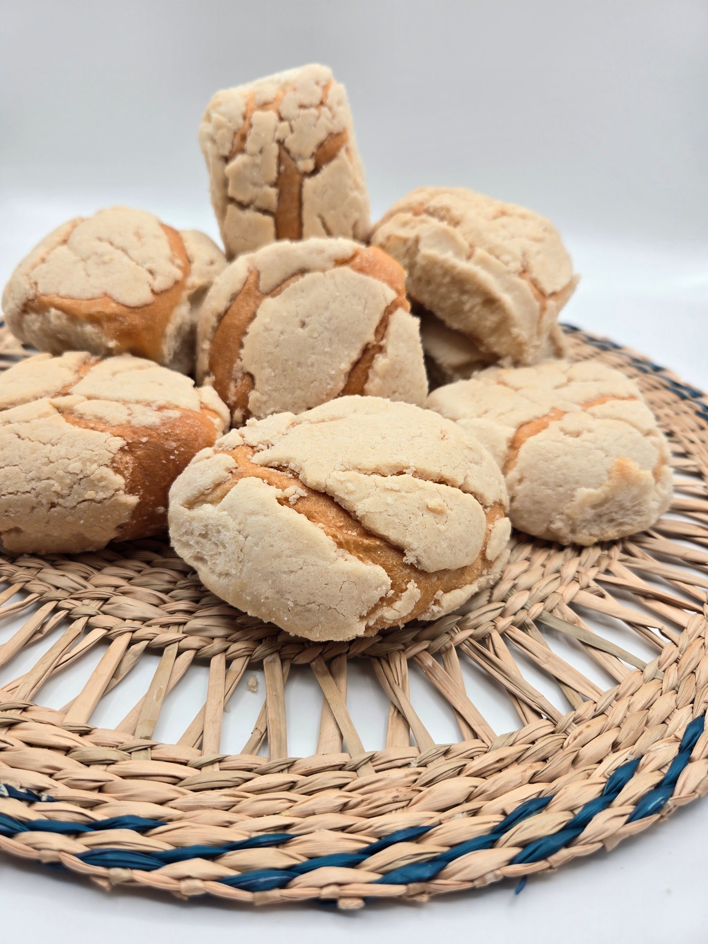 Semita Tradicional de Arroz Hondureña / Rice Semita Biscuits - Lempira - 16 oz - 12 Unidades