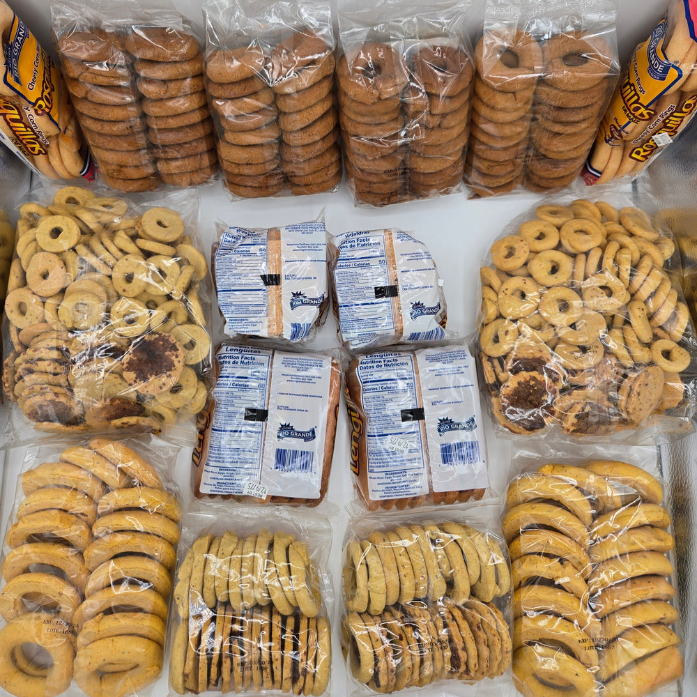 
                  
                    Combo 9.3 Lbs  100% Hecho en Honduras Incluye: Rosquillas, Hojaldras/ Tustacas, Rosquetes, Mini Mixtas, Rosquilla Caseras, Lengüitas, Mini Mixtas y Mixtas Familiar.
                  
                