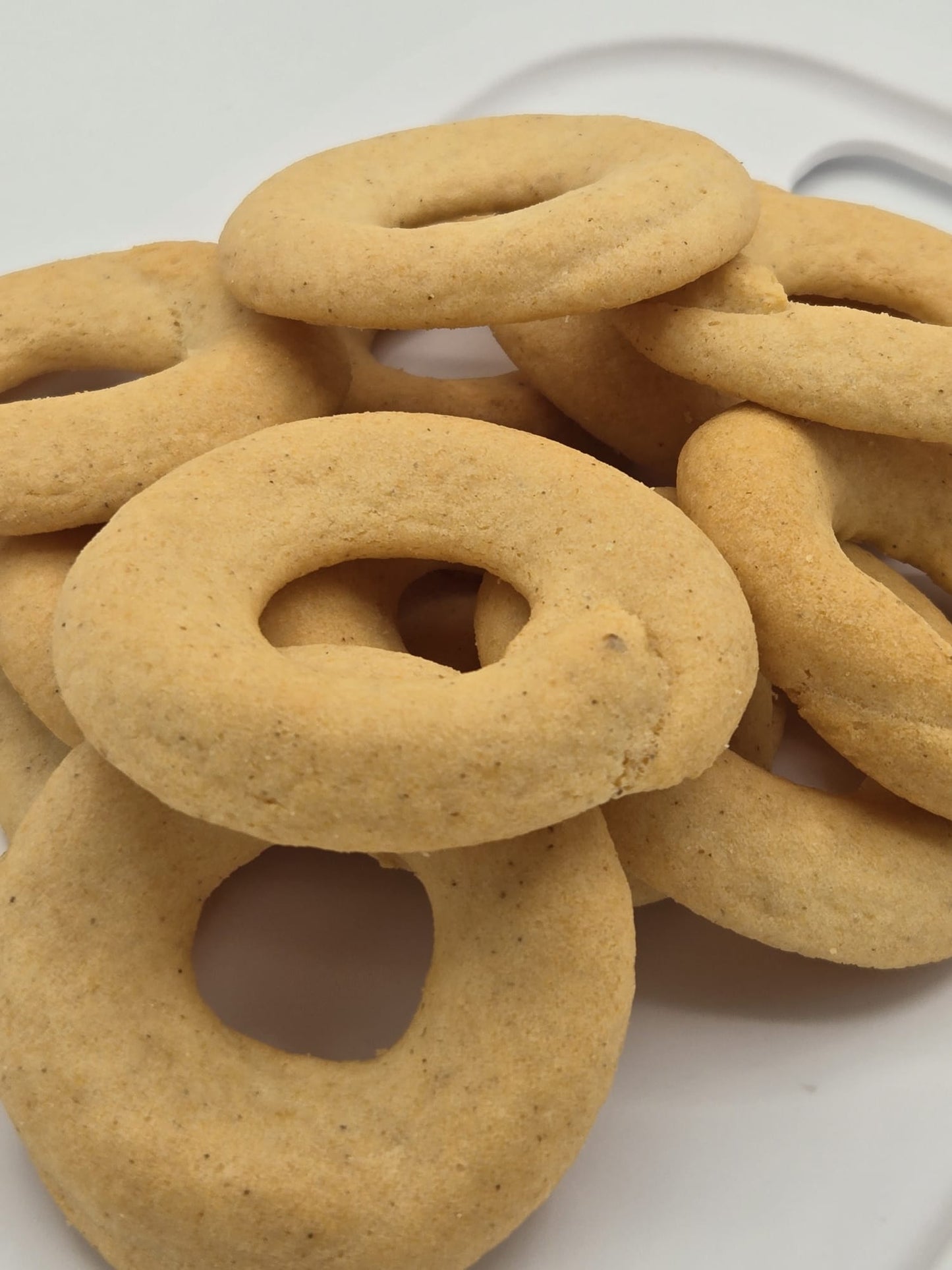 Rosquillas Hechas en Honduras / Cheesy Corn Rings - Río Grande - 3.6 oz - 12 Individual Snack Cookie